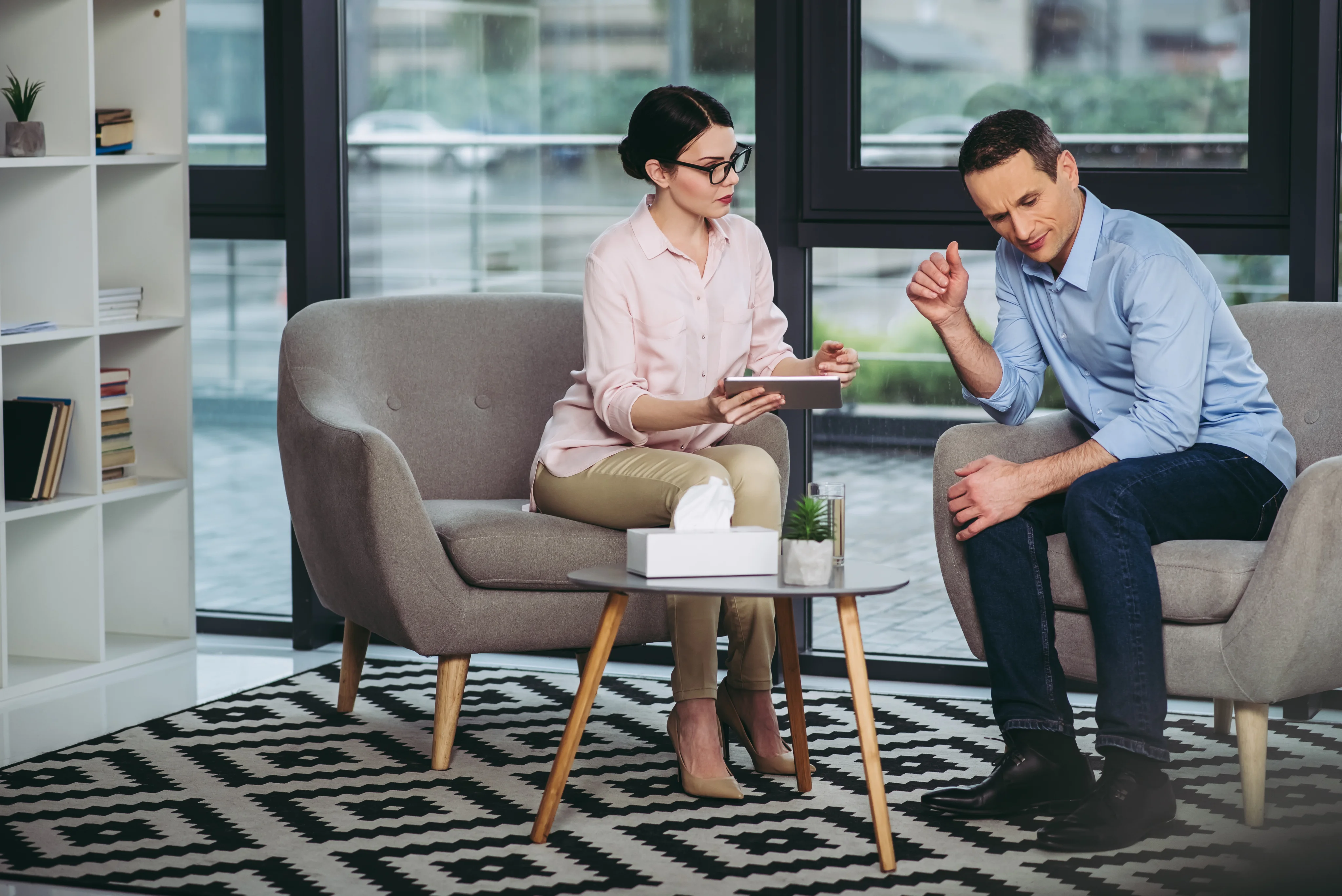 Counsellor and client in a therapy session